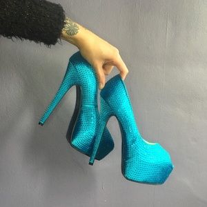 Highest Heel Turquoise Pumps Women's Size 9